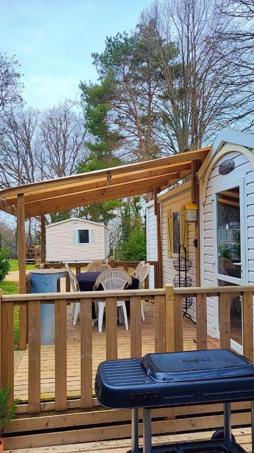 Camping Marvilla Parks -Parc Des Roches 91530 Saint-Chéron Eksteriør bilde